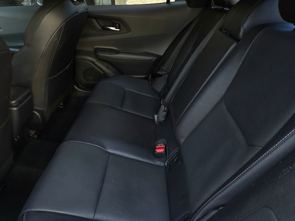 Used 2024 Toyota Prius XLE FWD image 13