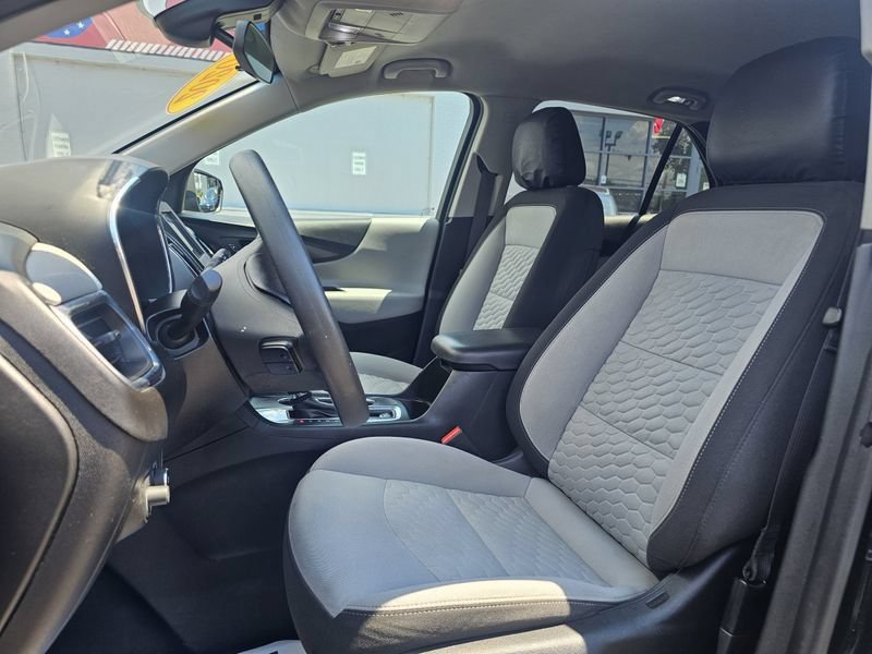 Used 2020 Chevrolet Equinox LS w/ LS Convenience Package FWD image 16
