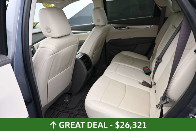 Used 2021 Cadillac XT5 Premium Luxury w/ LPO, Floor Liner Package AWD/4WD image 17