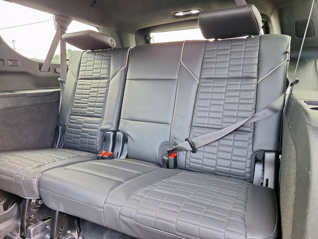 Certified 2023 Cadillac Escalade ESV Sport Platinum w/ Heavy-Duty Trailer Package image 12