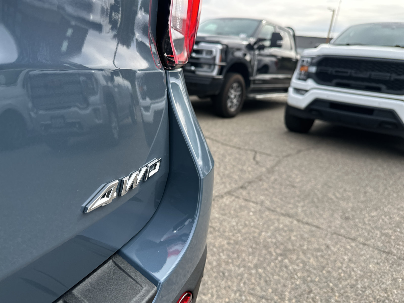 New 2026 Ford Explorer Active w/ Active Comfort Package AWD/4WD image 11