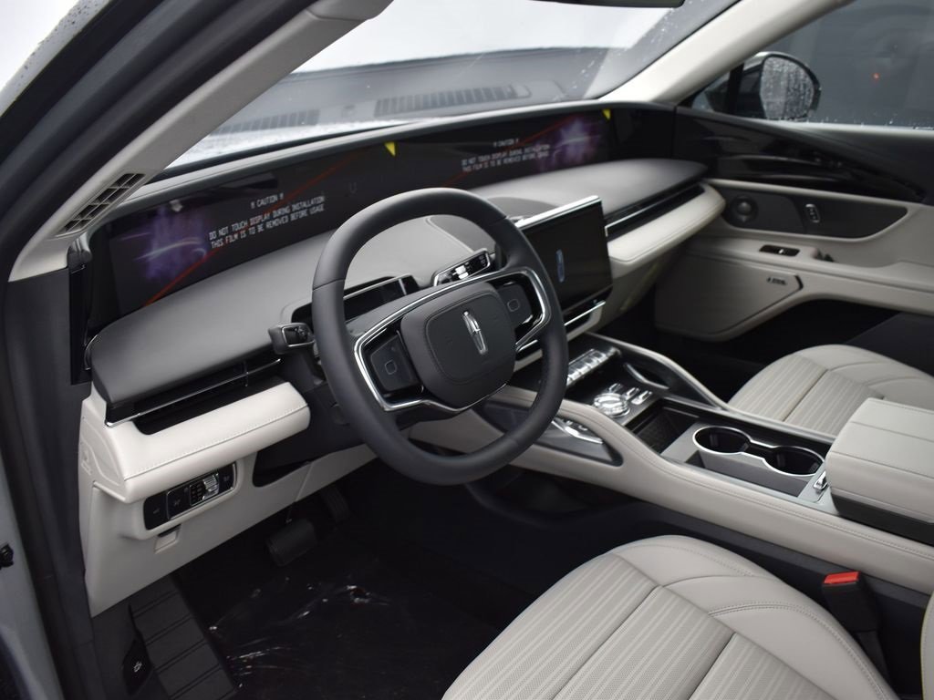 New 2026 Lincoln Nautilus Reserve w/ Jet Appearance Package image 8