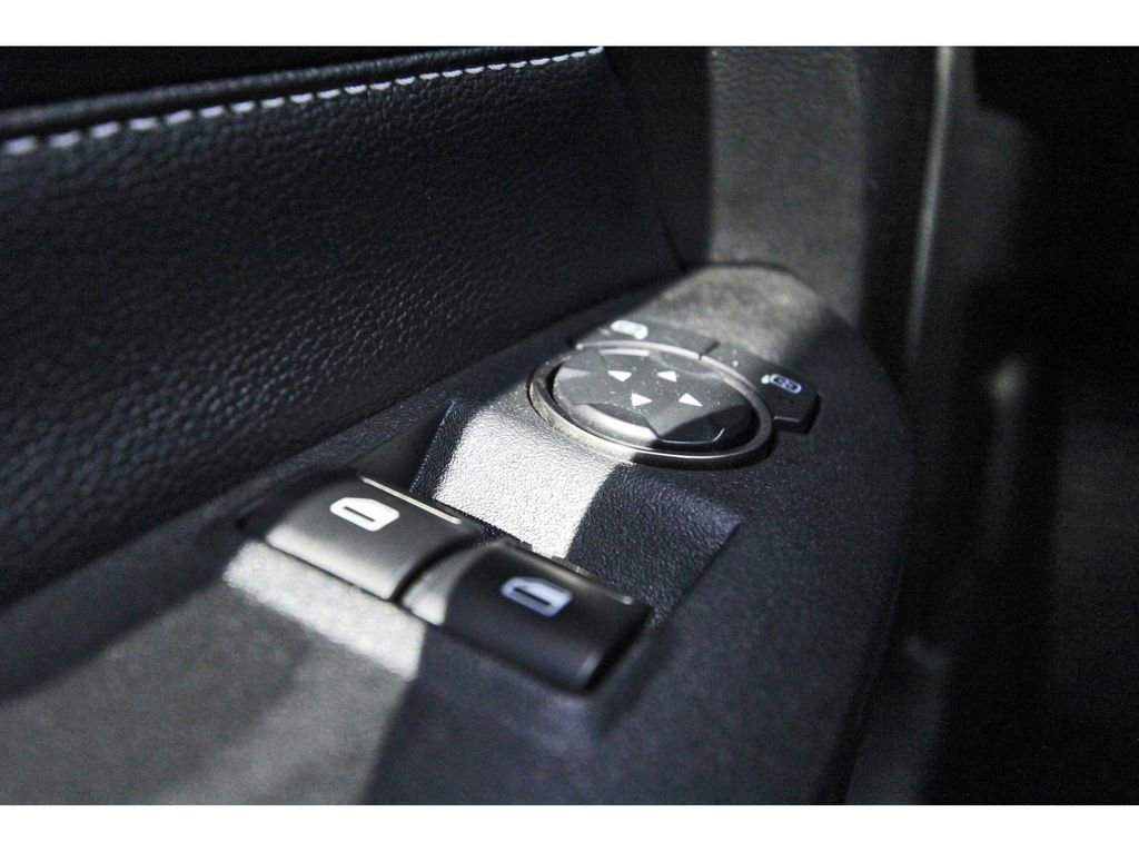 Used 2021 Ford Mustang Shelby GT500 w/ Technology Package image 20