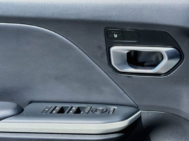 Used 2025 Kia K4 GT-Line w/ GT-Line Sunroof Package FWD image 21