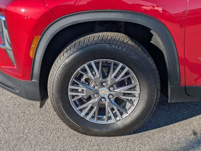 New 2026 Chevrolet Traverse LT w/ LPO, Floor Liner Package image 8