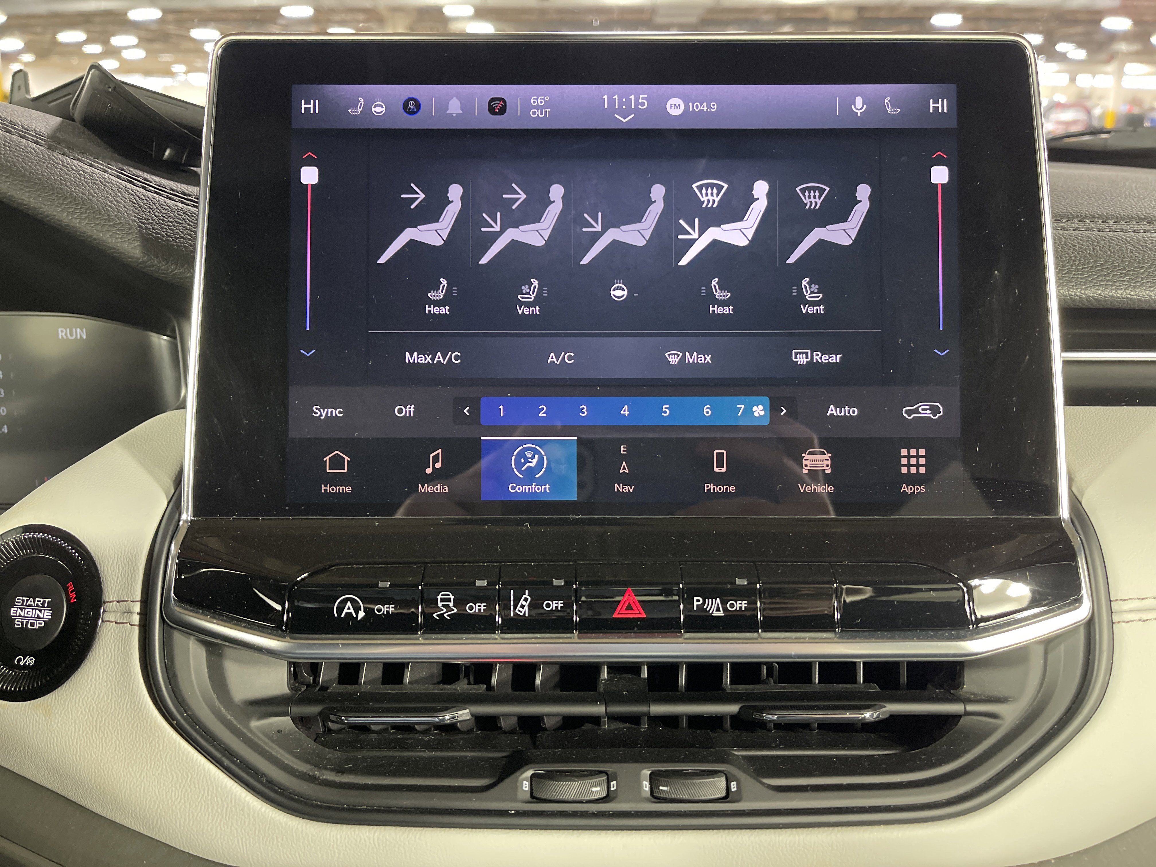 Used 2025 Jeep Compass Limited w/ Elite Group image 24