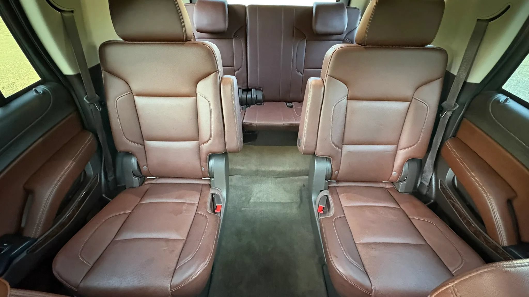 Used 2018 Chevrolet Tahoe Premier AWD/4WD image 33
