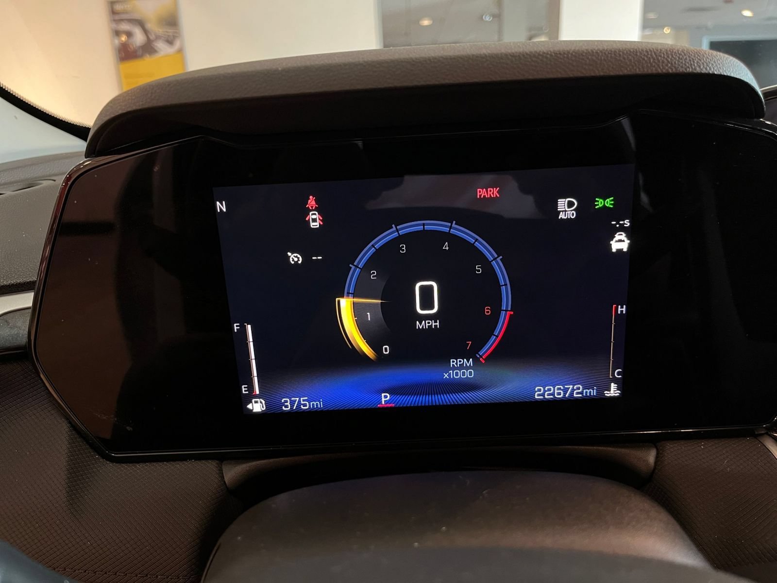 Used 2025 Chevrolet TrailBlazer LT FWD image 39