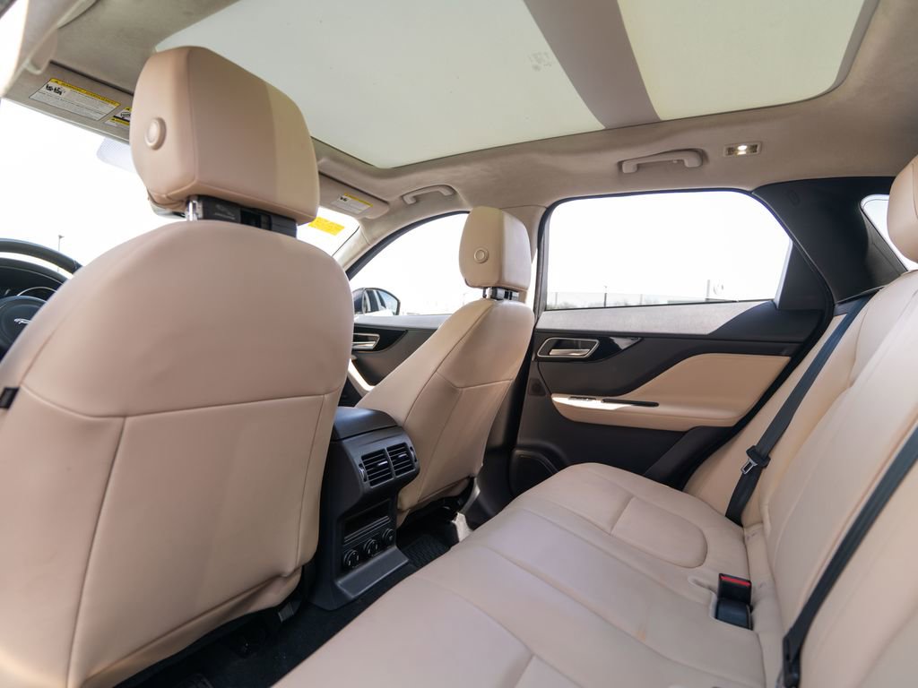 Used 2020 Jaguar F-PACE Premium AWD/4WD image 14