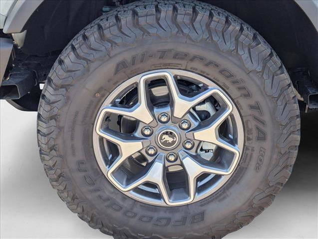 Used 2024 Ford Bronco Badlands image 24