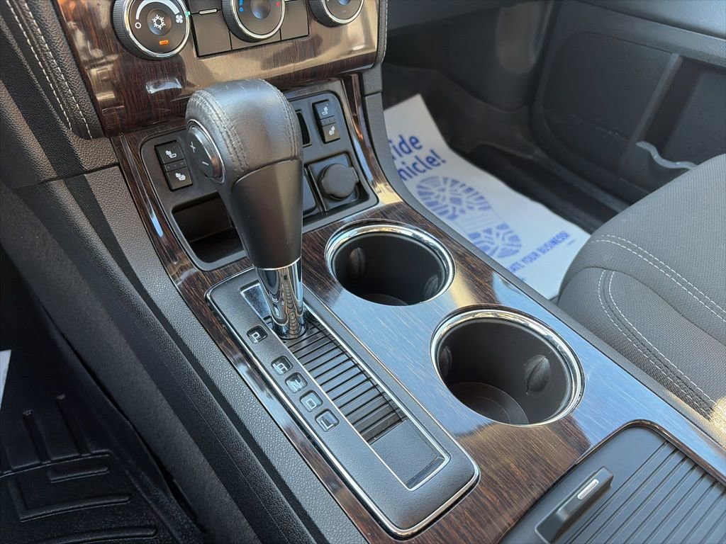 Used 2015 Chevrolet Traverse LT w/ Style and Technology Package image 22