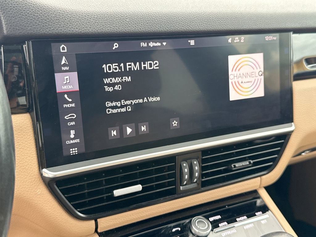 Used 2019 Porsche Cayenne AWD/4WD image 22