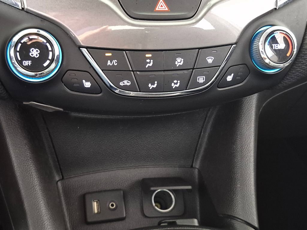 Used 2016 Chevrolet Cruze LT w/ Convenience Package FWD image 18