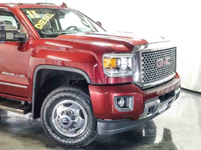 Used 2015 GMC Sierra 3500 Denali w/ Duramax Plus Package AWD/4WD image 3