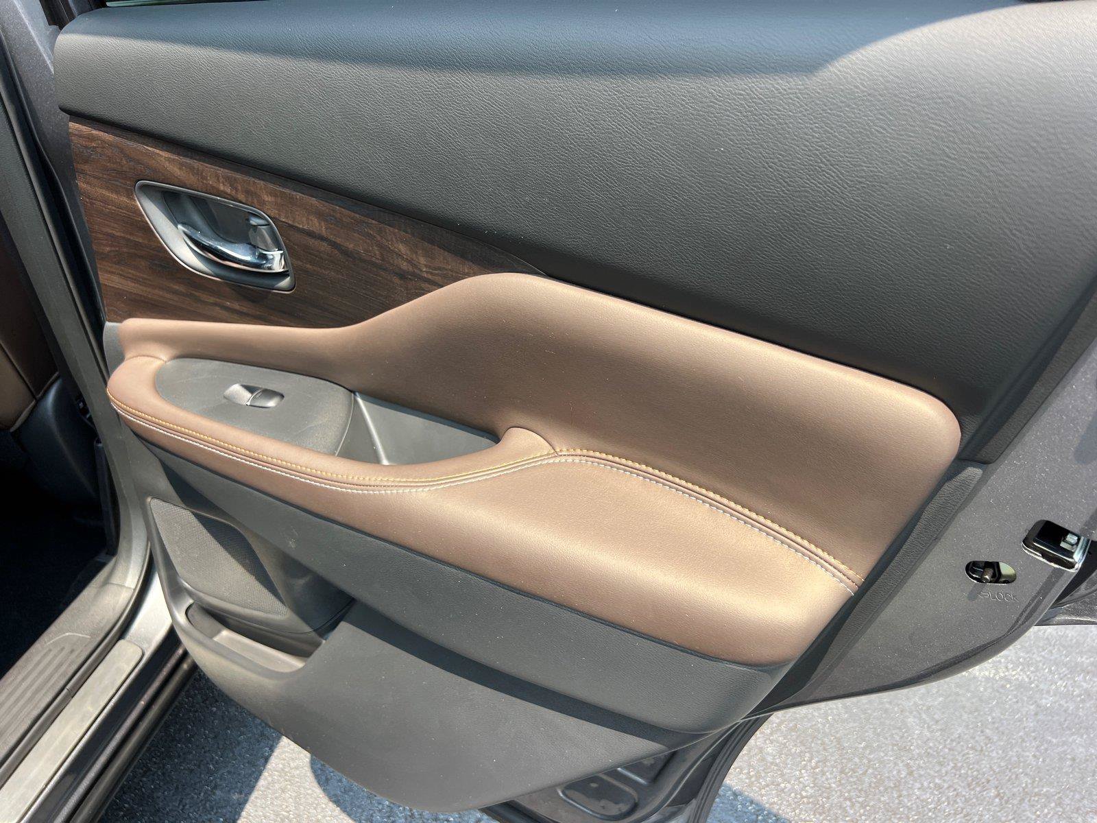 Used 2024 Nissan Murano Platinum w/ Cargo Package FWD image 16