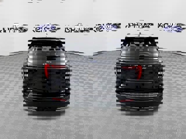 New 2026 Ford Explorer Active w/ Active Comfort Package AWD/4WD image 8