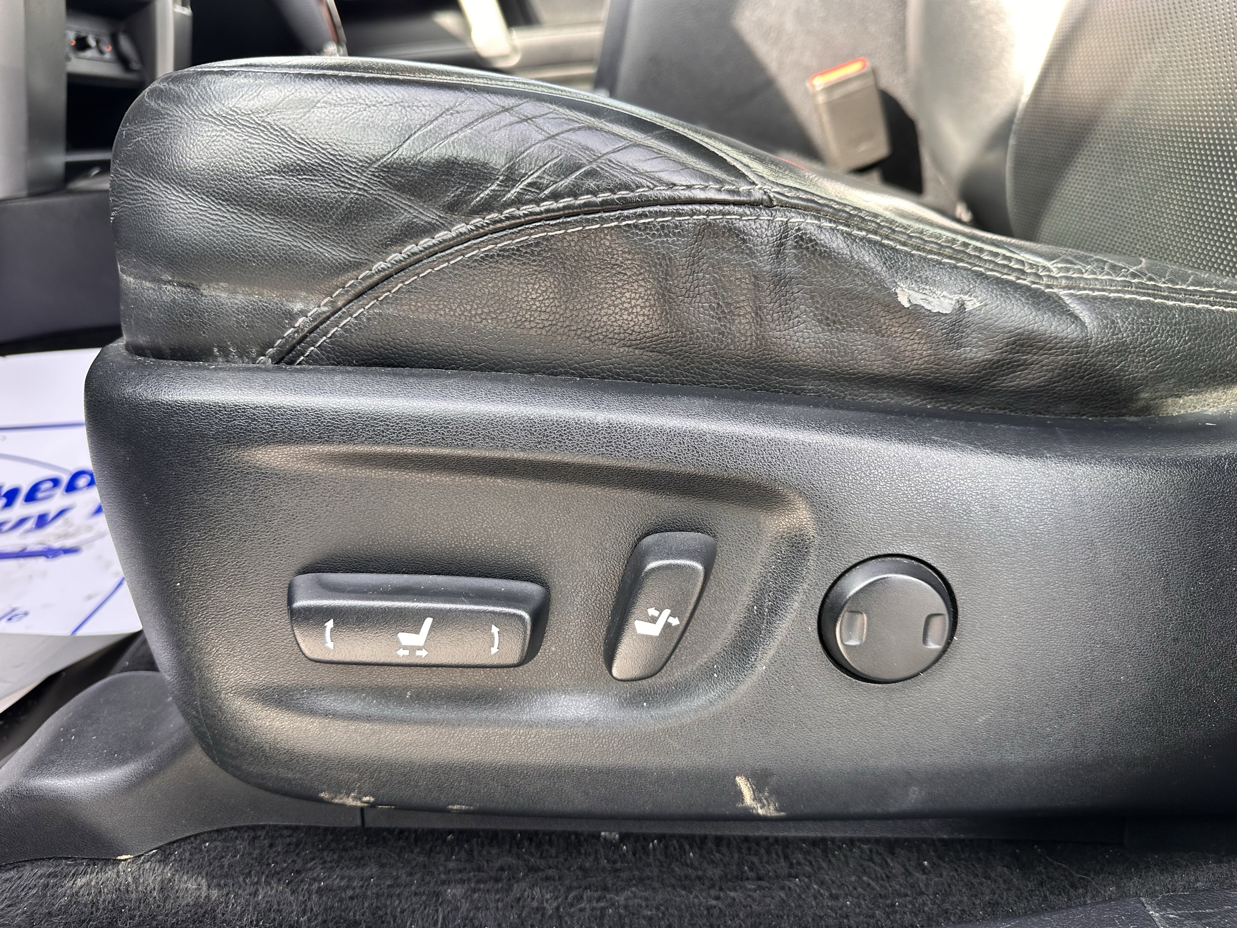 Used 2017 Toyota 4Runner Limited image 8