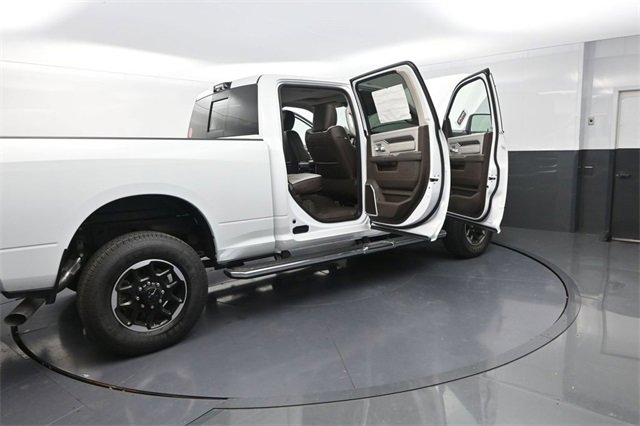 New 2025 RAM 2500 Laramie image 31