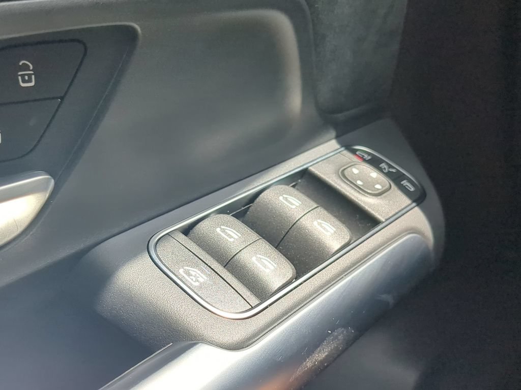 Used 2024 Mercedes-Benz GLA 250 image 10