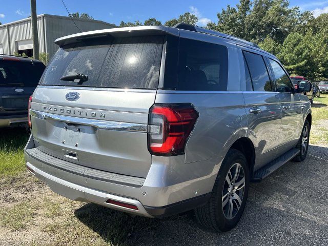 Used 2024 Ford Expedition Limited RWD image 16