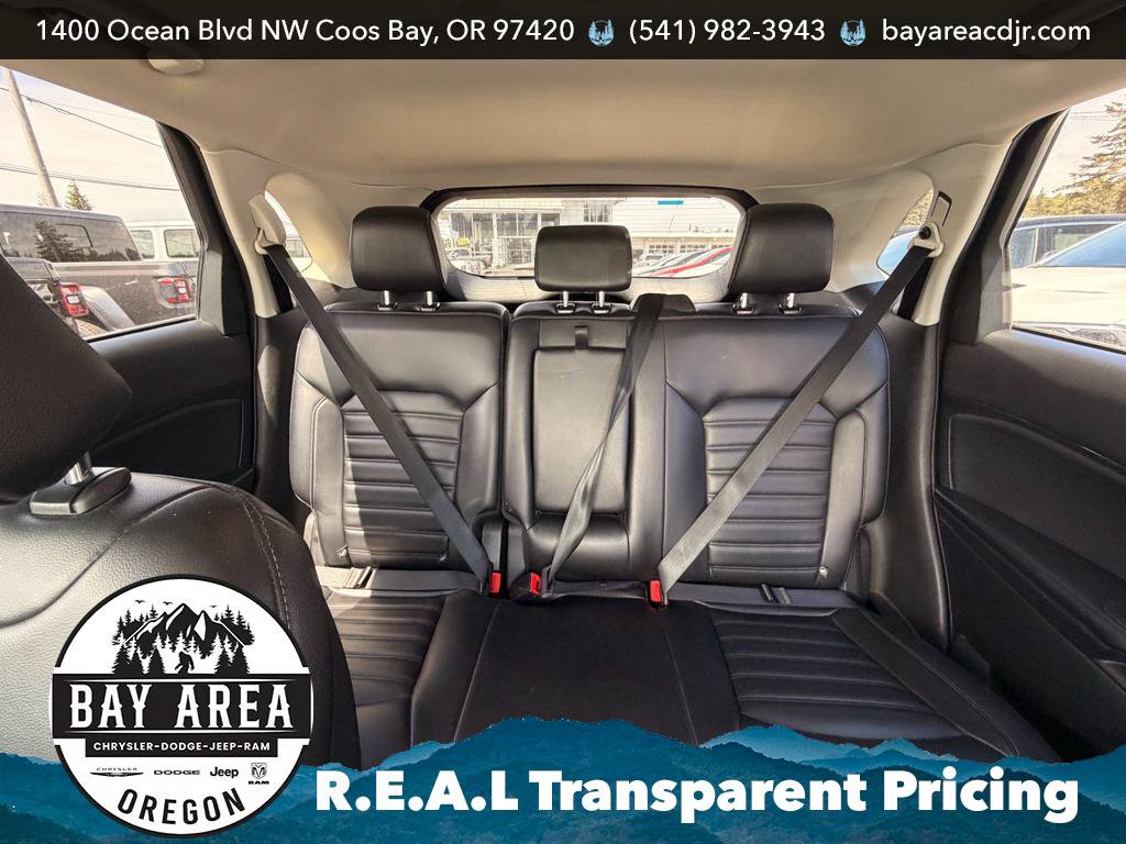 Used 2024 Ford Edge SEL AWD/4WD image 18