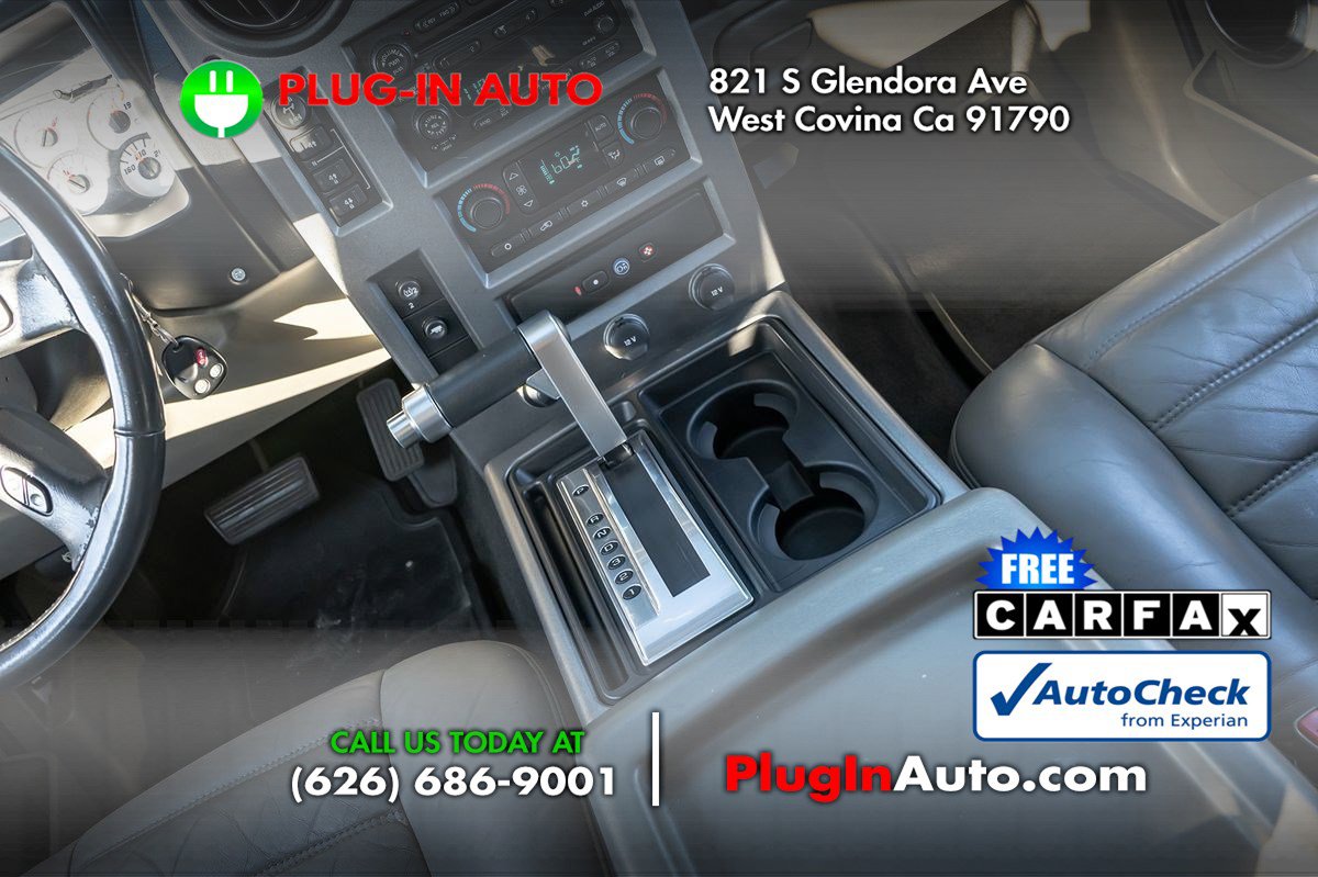 Used 2004 HUMMER H2 w/ Preferred Equipment Group image 18