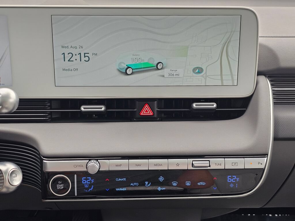 Used 2023 Hyundai Ioniq 5 Limited AWD/4WD image 14