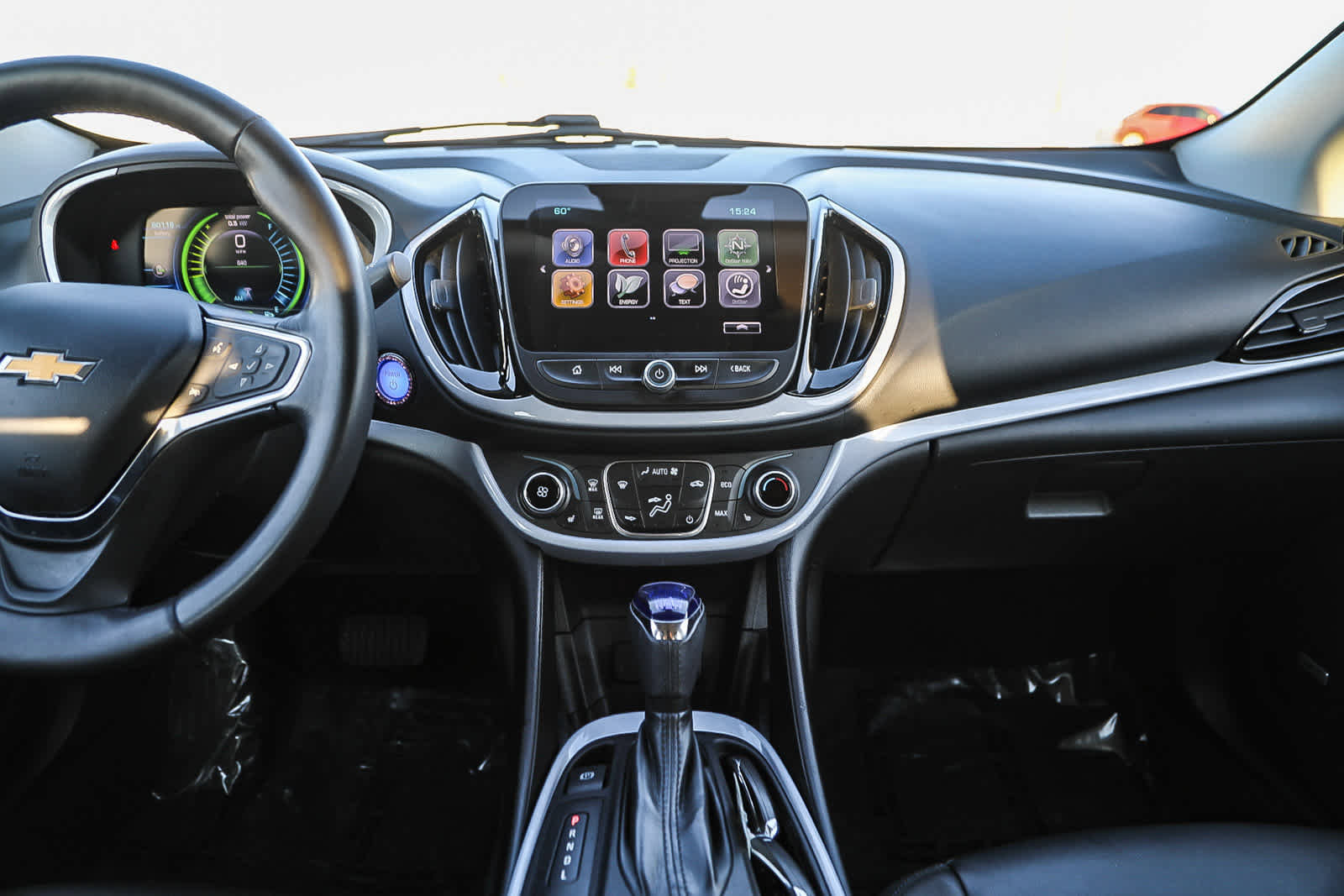 Used 2018 Chevrolet Volt LT w/ Comfort Package image 13