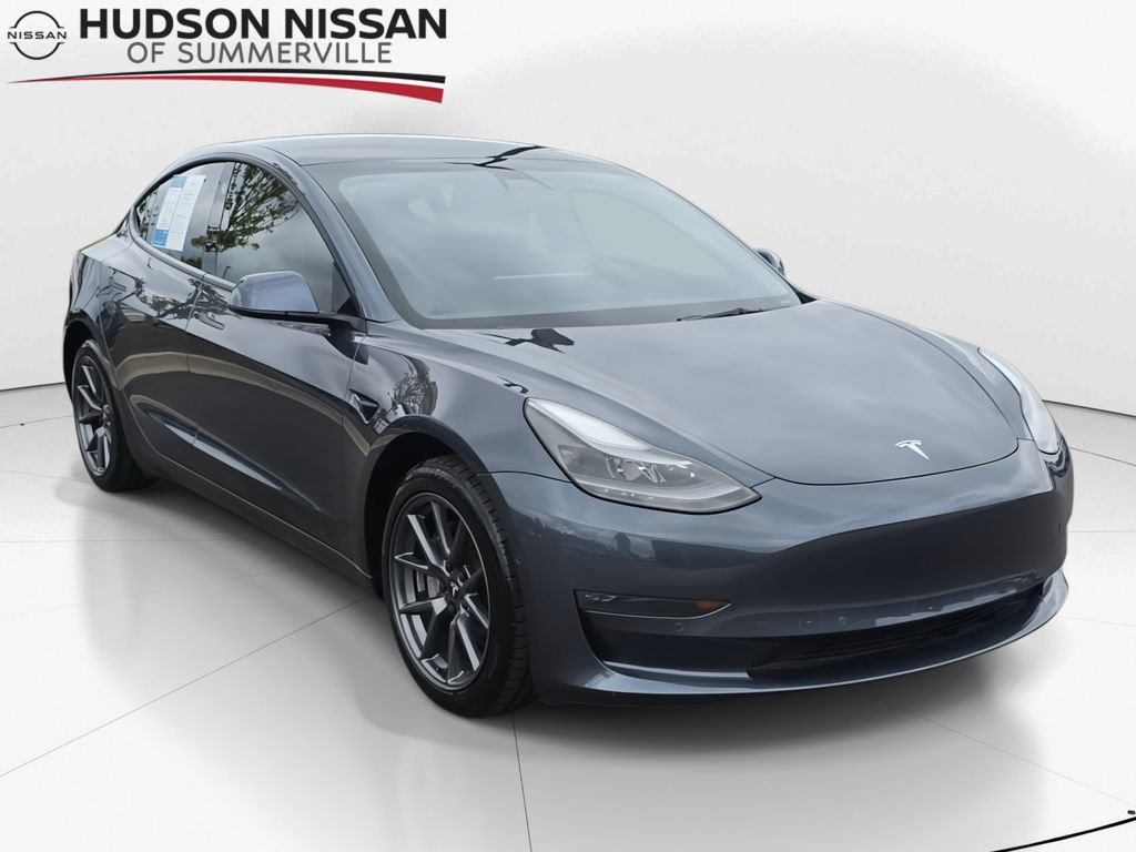 Used 2022 Tesla Model 3 Long Range video 1