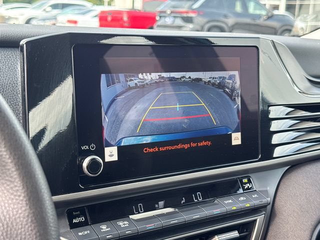 Used 2025 Toyota Camry LE w/ Convenience Package FWD image 22