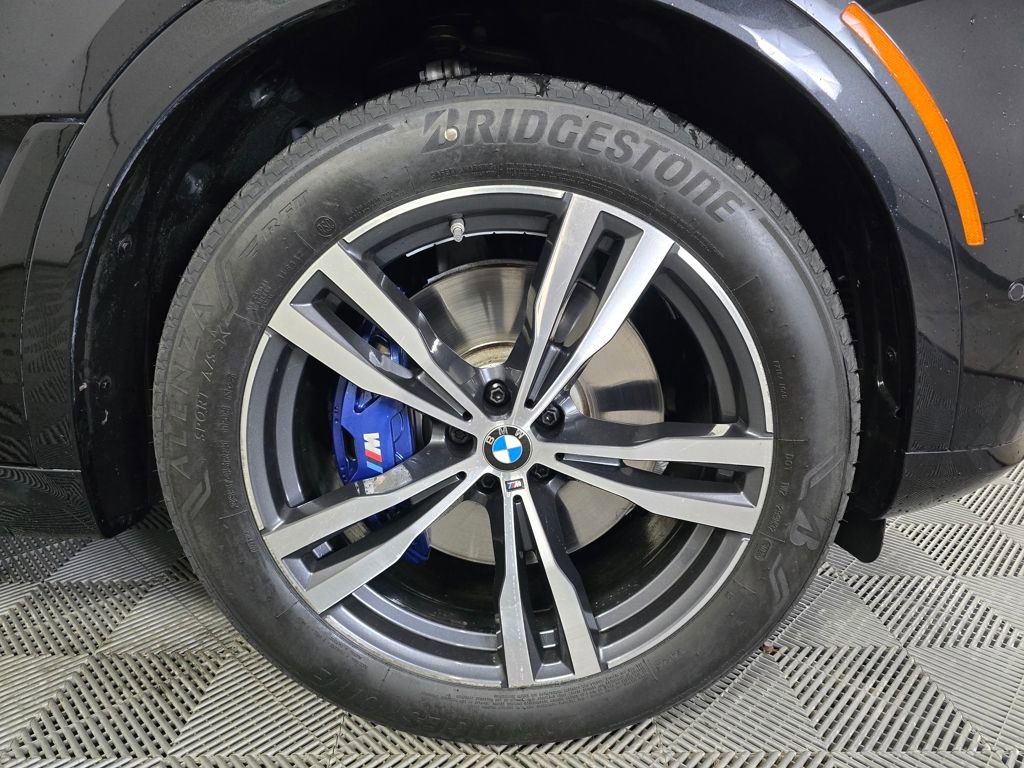 Certified 2024 BMW X7 M60i w/ Executive Package image 2