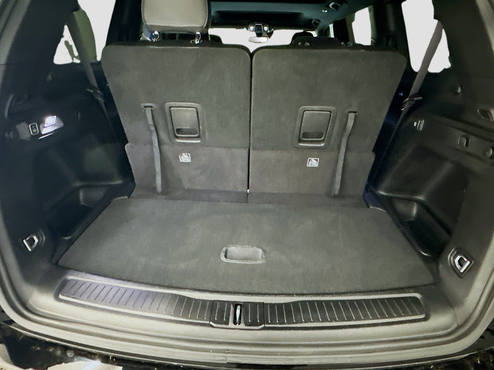 Used 2023 Jeep Grand Cherokee L Laredo image 32