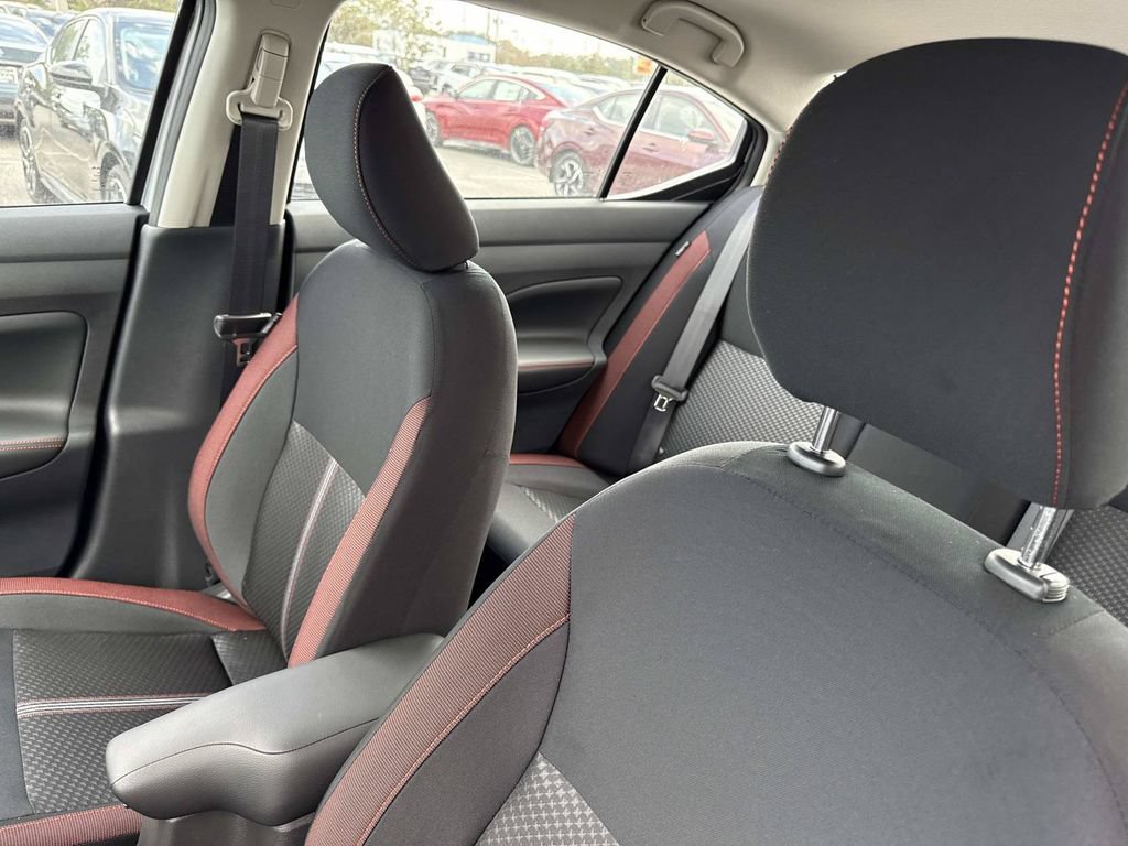 New 2025 Nissan Versa SR w/ Trunk Package FWD image 18