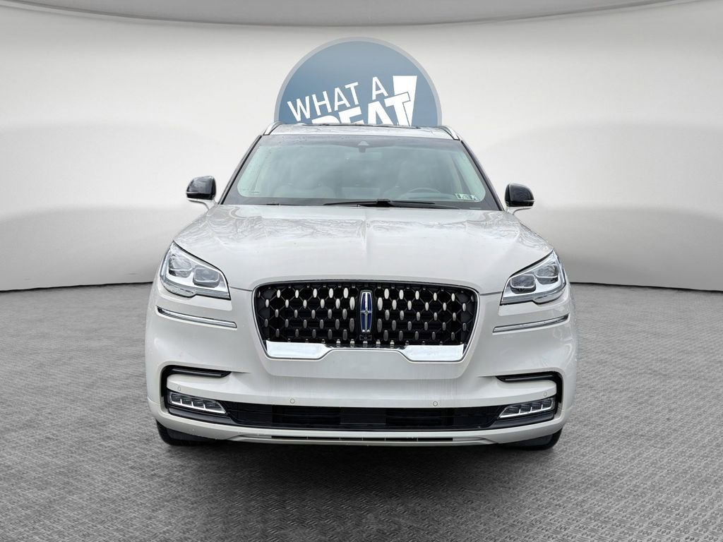 Used 2021 Lincoln Aviator Grand Touring w/ Equipment Group 301A image 9