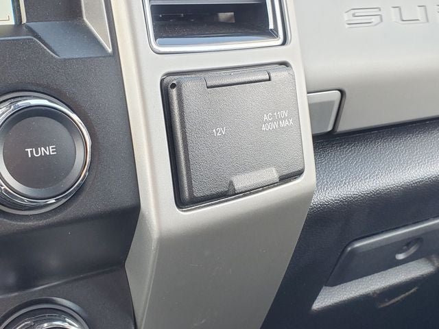 Used 2019 Ford F250 Lariat w/ Lariat Ultimate Package AWD/4WD image 19