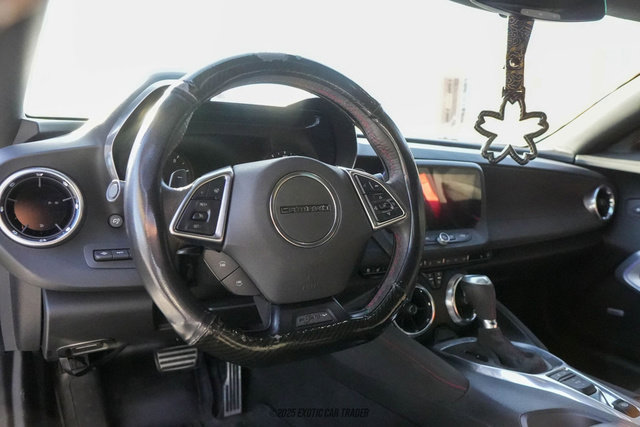 Used 2017 Chevrolet Camaro ZL1 image 20