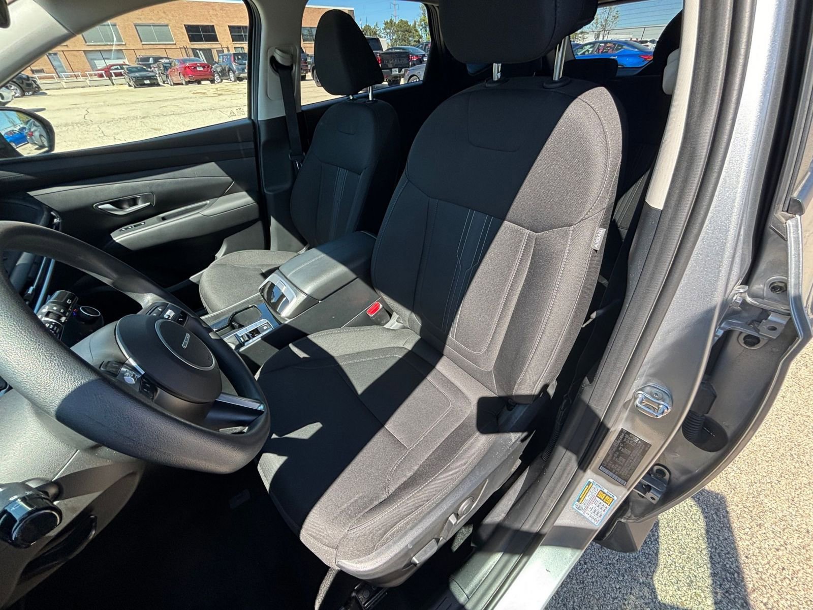 Used 2025 Hyundai Tucson SEL AWD/4WD image 38