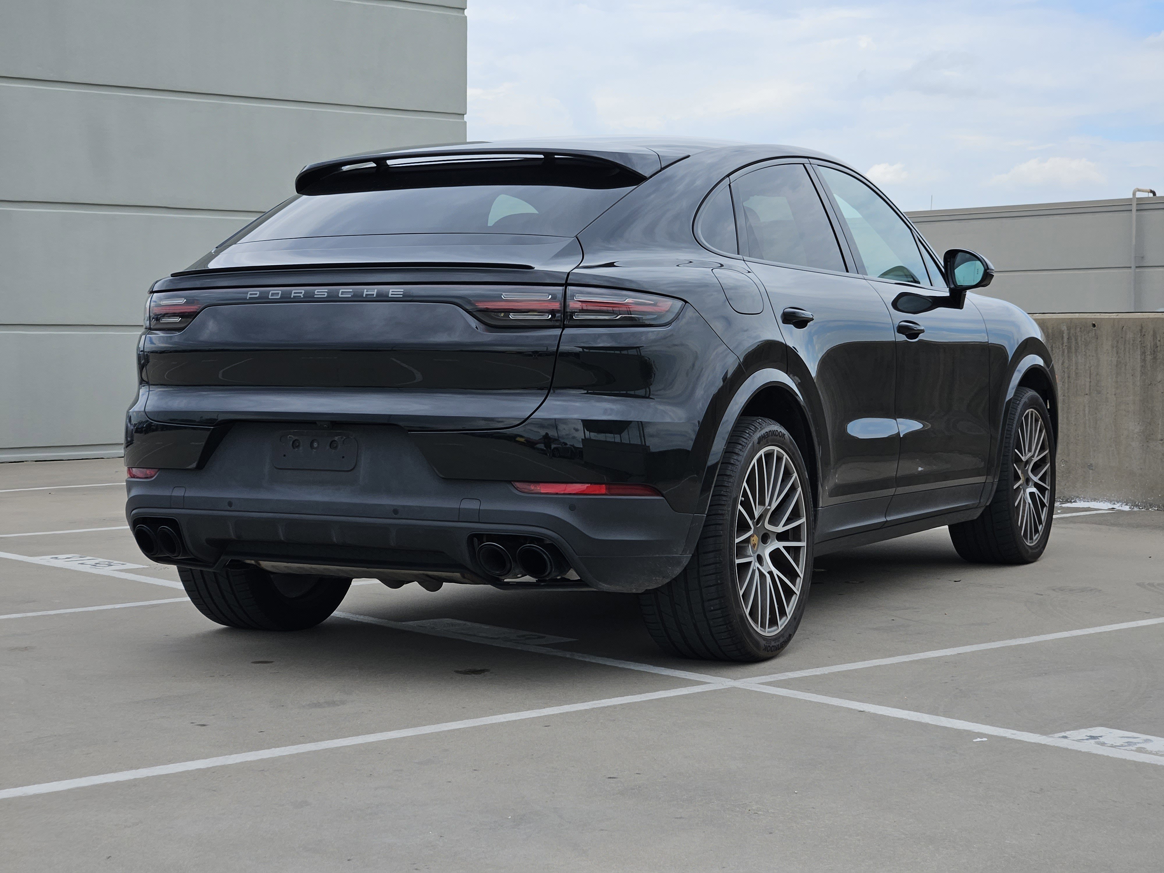 Certified 2023 Porsche Cayenne Platinum Edition AWD/4WD image 8