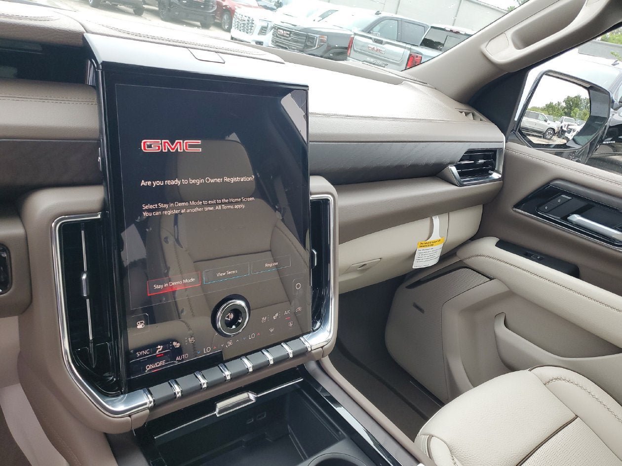 New 2027 GMC Yukon Denali w/ Sun & Power Step Package RWD image 26