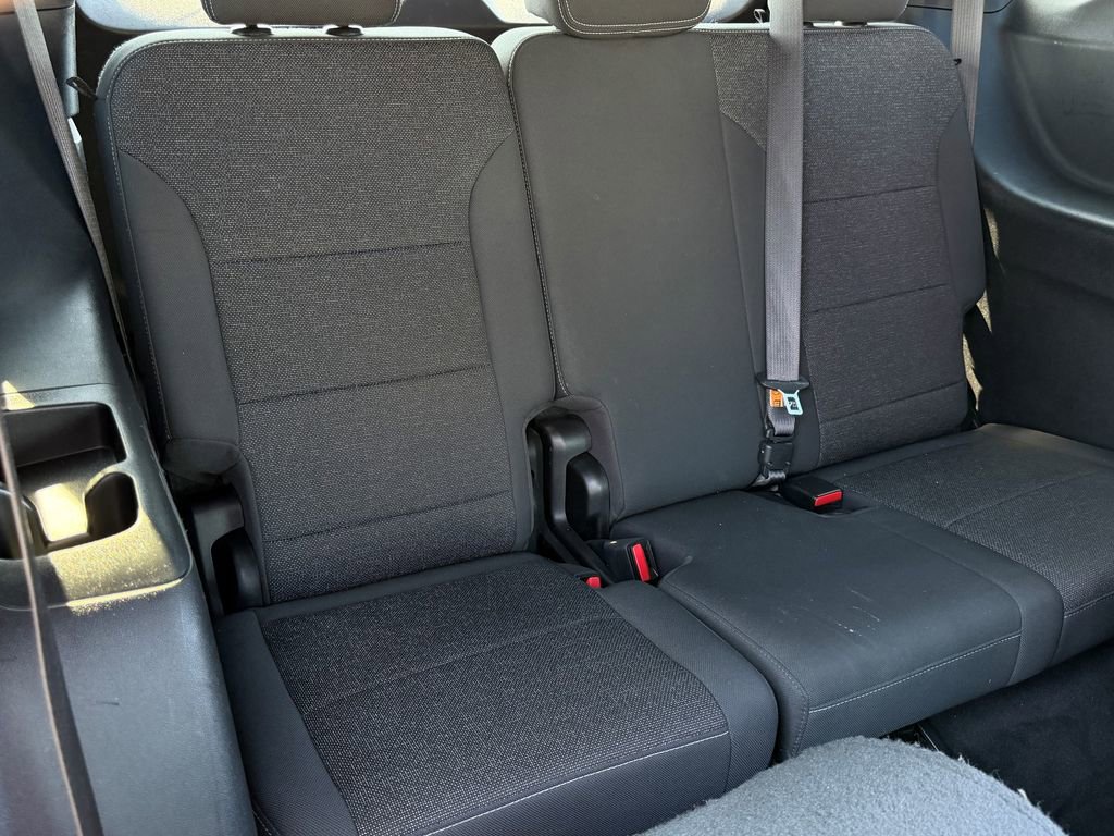 Used 2024 Chevrolet Traverse LT image 11