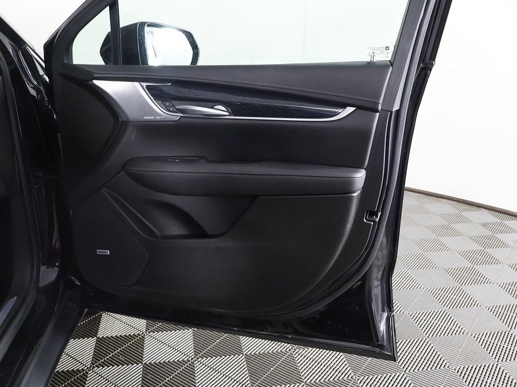 Used 2022 Cadillac XT5 Premium Luxury w/ LPO, Floor Liner Package image 25