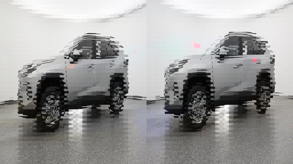New 2025 Toyota RAV4 XLE image 18
