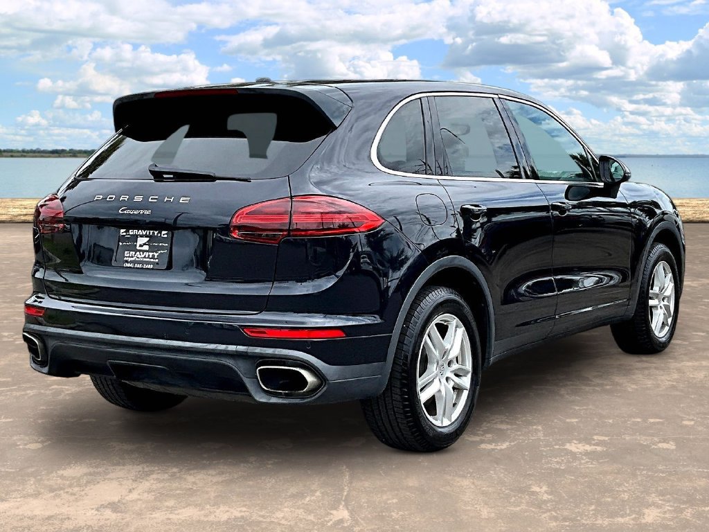 Used 2017 Porsche Cayenne AWD/4WD image 4