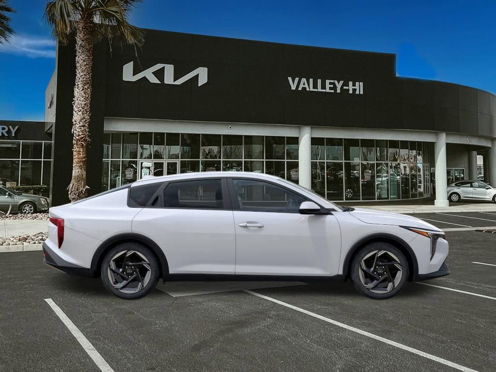 New 2025 Kia K4 EX image 8