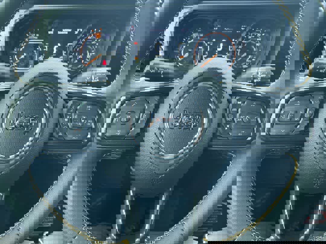 Used 2024 Jeep Wrangler Willys image 14