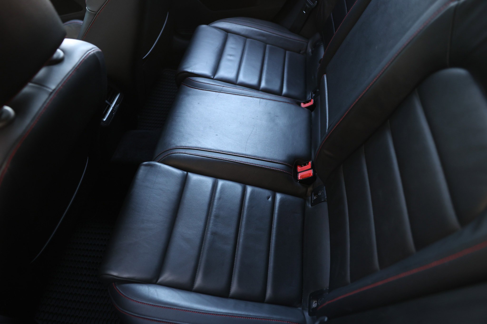 Used 2018 Volkswagen GTI Autobahn FWD image 14