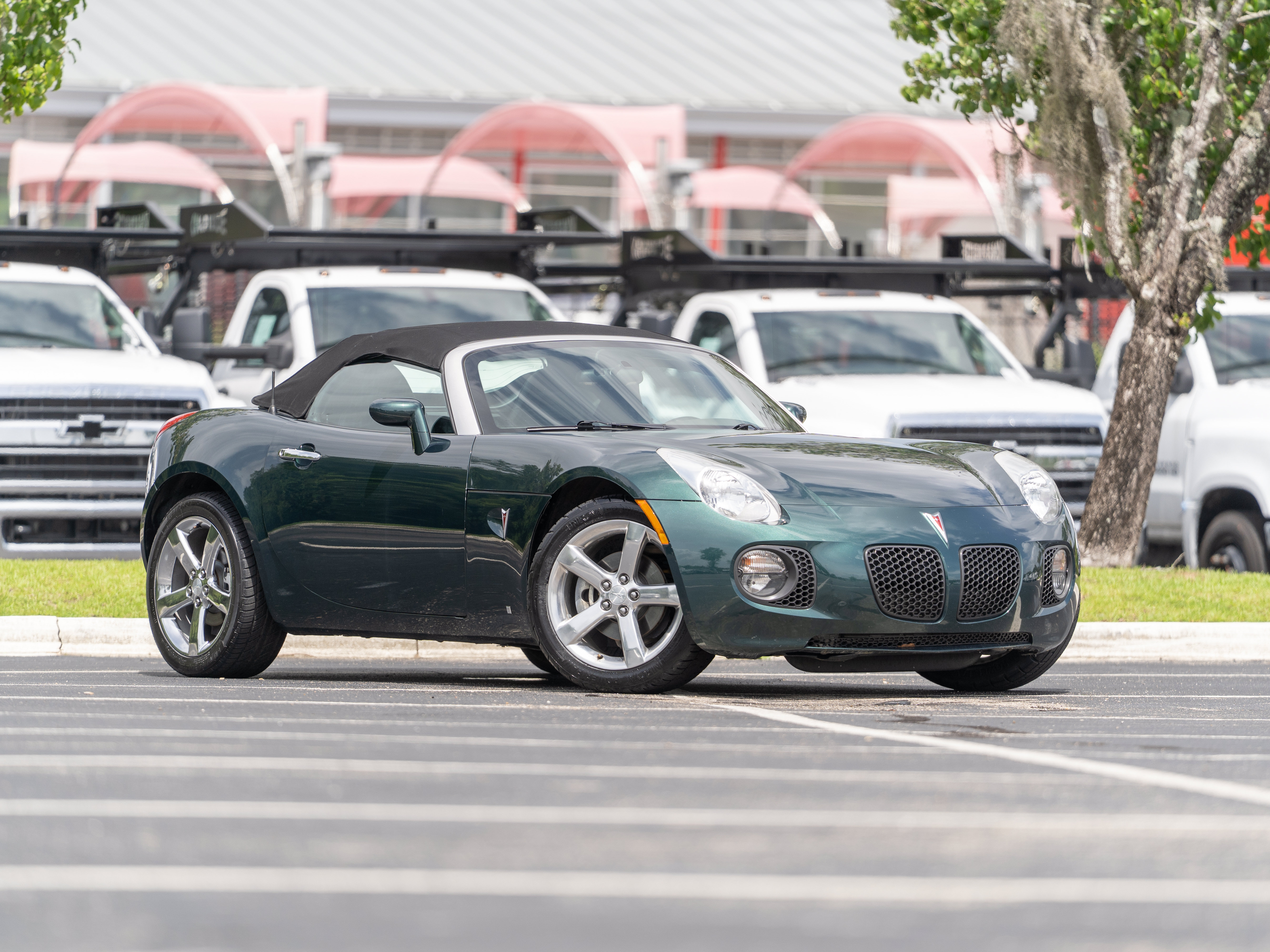 Used 2007 Pontiac Solstice GXP w/ Premium Package RWD image 2