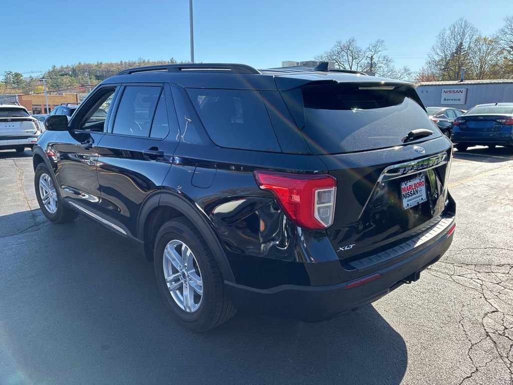 Used 2022 Ford Explorer XLT w/ Class IV Trailer Tow Package AWD/4WD image 5