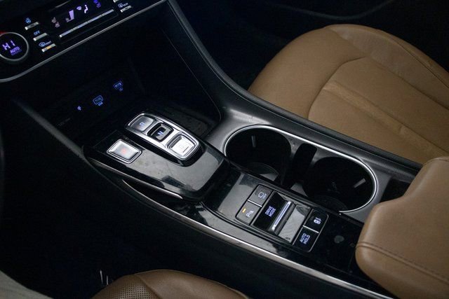 Used 2020 Hyundai Sonata Limited image 31