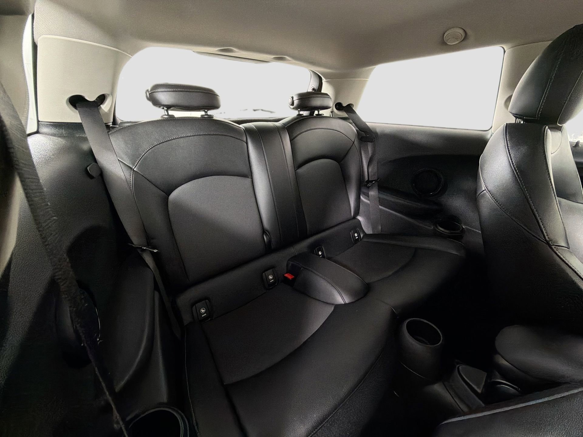 Used 2017 MINI Cooper S image 28
